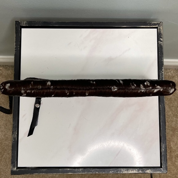 WILD GOOSE Handmade Cowhide Wristlet NWOT - Picture 4 of 5
